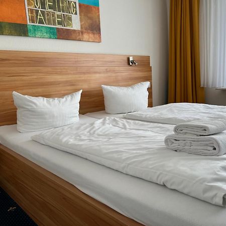 Hotel Capri Юберлинген Екстериор снимка